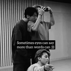 گاهی چشم ها می توانند چیزی بیشتر از آنچه کلمات می توانند 