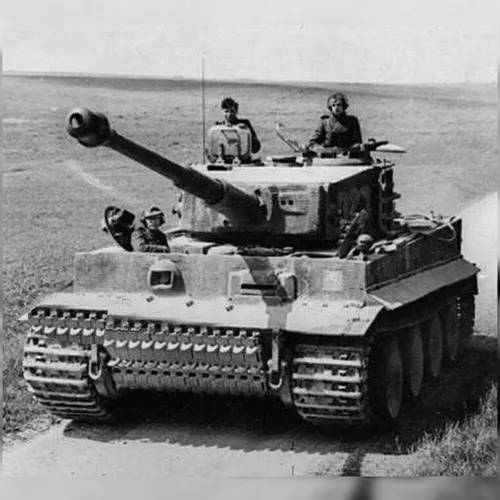 تانک ببر (tiger) شاهکار مهندسی آلمان در جنگ جهانی دوم به 