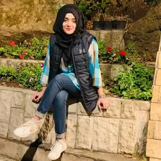 عاطفه خانم یک شوهر پاکستانی دارد