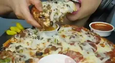 پیتزا 😋😋
