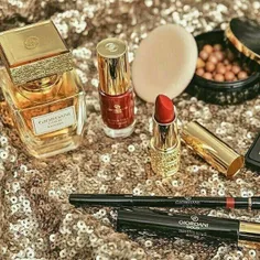 زیبایی و شگفتی را با محصولات اوریفلیم احساس کنید👄💖💄