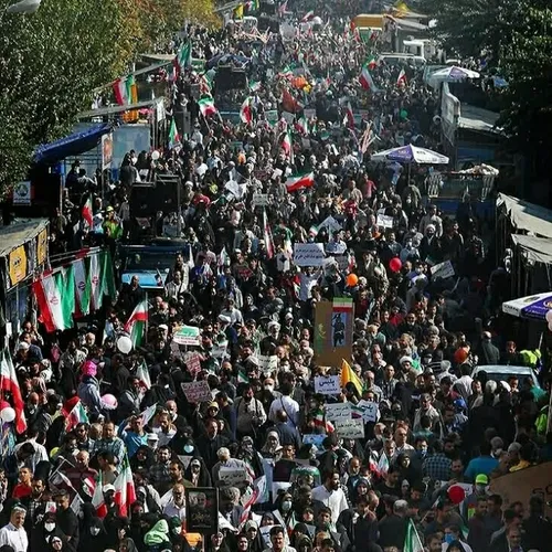 راهپیمایی باشکوه امروز ۱۳آبان ۱۴۰۱..... تهران ، خیلی عالی