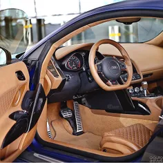 Audi R8 Interior