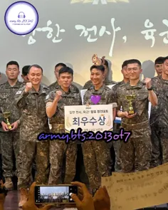 عکس جدید منتشر شده از جیهوپ در Naver در ایونتی که در ارتش