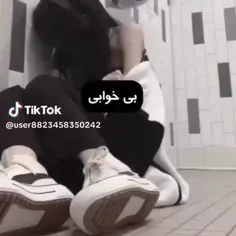 بهم تبریک بگین افسردگیم بیشتر شده هوراااا 🥳 هه نمیدونم چم