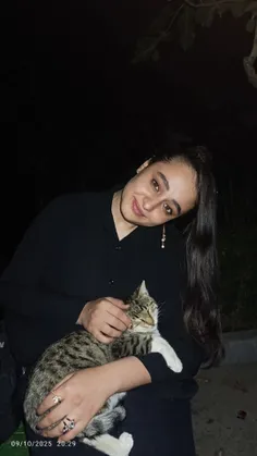 یاسمن الوندی همراه بازیگر 