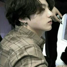 وقتی سرما خوردی اما دلش میخواد بوست کنه