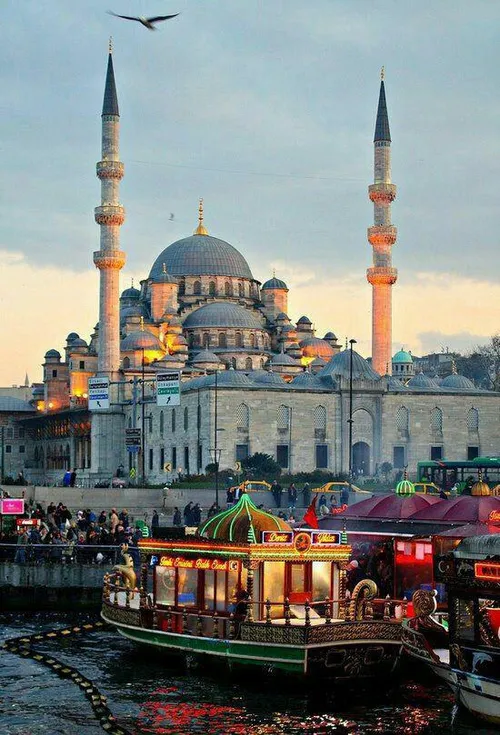 نمایی زیبا از مسجد سلطان احمد زیباترین شاهکارهای معماری ا