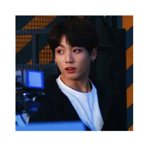 jungkook... 🐰