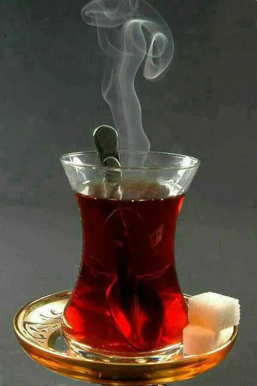 بخار روی چای می گوید