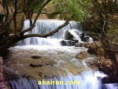 آبشار یاسوج یکی از آبشارهای ایران است که از آب‌ چشمه‌هایی
