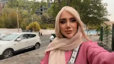 ملکه 👸🏼🎀💕