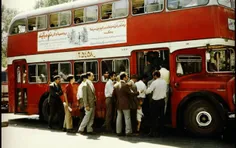 تهران، اتوبوس های دوطبقه و تبلیغ فیلم "روسها دارند می آین