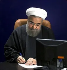 ساعتی قبل حسن روحانی، با حضور در وزارت کشور برای انتخابات