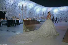 این هم لباس عروس خانم
