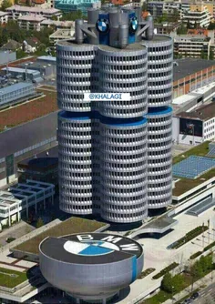 تصویری از کارخانه BMW وپارکینگ طبقاتی کارخانه آن