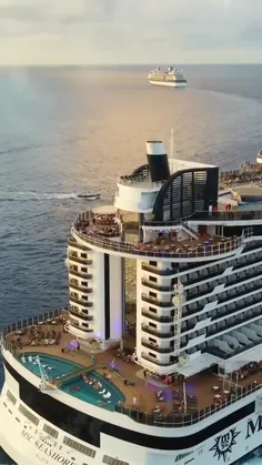 استفاده قطر از کشتی تفریحی «MSC Poesia»  به عنوان هتل شنا