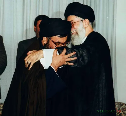 دست بوسی سید حسن نصرالله دبیر کل حزب الله لبنان