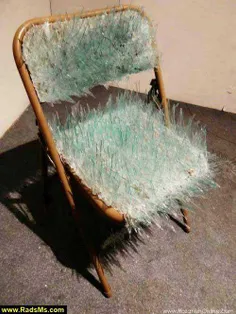 کسی صندلی شیشه ای دوست داره؟؟؟