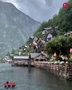 ویویی زیبا از دهکده هال اشتات اتریش