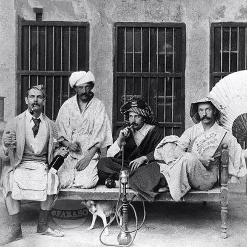 عکسی از کاشفان نفت در ایران سال 1910. ویلیام ناکسی دارسی 