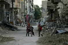 بازی کودکان سوری در کنار خرابه ها...