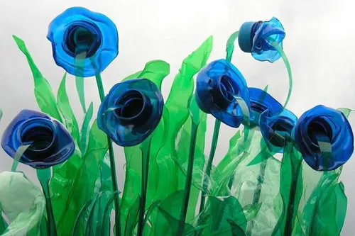 ساخت گل های تزیینی با بطری های نوشابه بازیافت