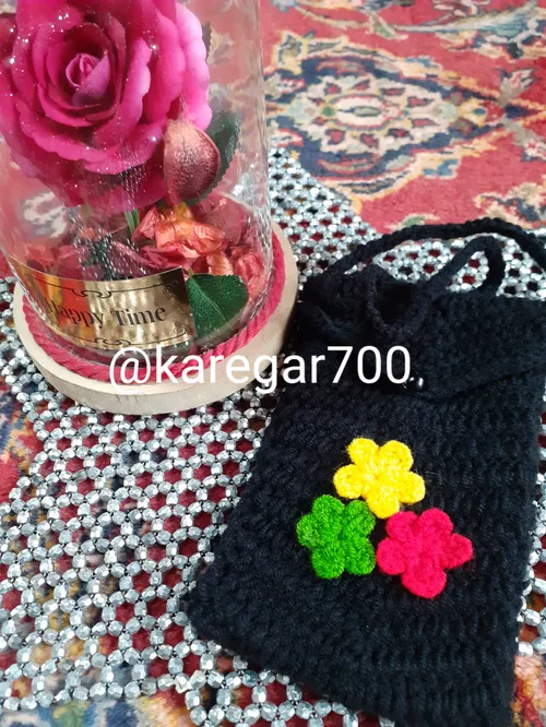 جای موبایل برای شارژ کردن که سیم شارژ کوتاه هست