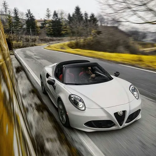 AlfaRomeo-4C