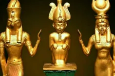 در مصر باستان افراد قد کوتاه مقدس شمرده میشدند و دست زدن 