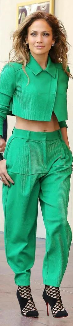 #Green_fashion