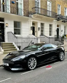 Aston Martin-Vanquish