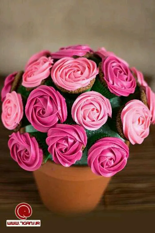 تزئین کاپ کیک به شکل گل های رنگارنگ هنر ایده خلاقیت خوراک