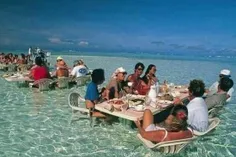 رستوران آبی جزیره بورا بورا Bora Bora در فرانسه !
