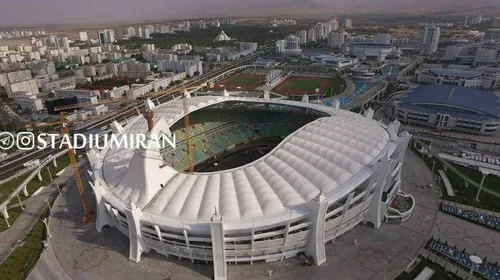 ورزشگاه المپیک در شهر عشق آباد ترکمنستان که دارای گنجایش 