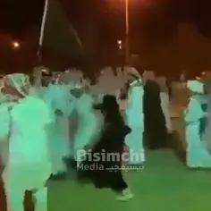 برخورد یک پسر سعودی با یک دختر در جشن پادشاهی سعودی واکنش