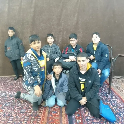 بچه های عضو های بسیج مسجد صاحب الزمان(عج)