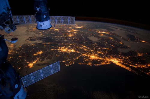 تصویر زیبای ناسا از کره زمین