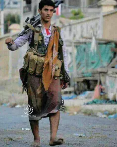 رزمندگان یمن حتی لباس مناسب بر تن و کفش در پا ندارند!