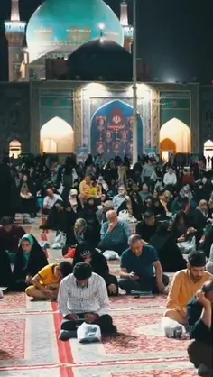 ما از مسیر حسین جدا نمیشیم