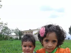 اریا ومارال پسر ودخترم در مزرعه چای خاله شون لاهیجان