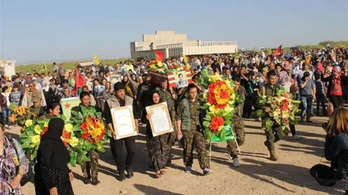 مراسم ترحیم برادر فارس زبان شهید محمد حسین کریمی در کوردس