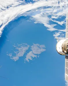 عکس یکی از جزیره های آرژانتین از فضا