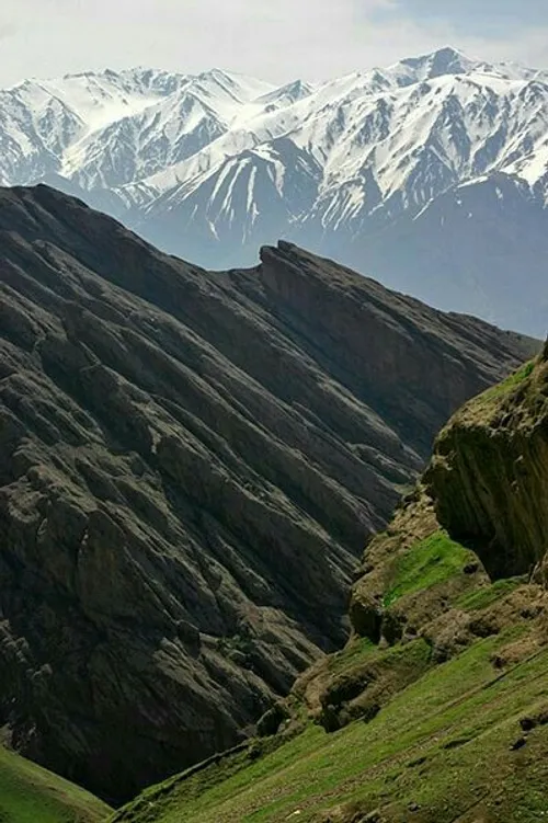 کوهستانهای زیبای الموت ، قزوین.