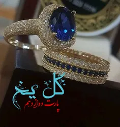 نمی دونستم باید چیکار کنم نشسته بودم رو مبل کارم تموم شده