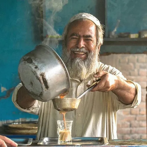 شیر چای بلوچی. به زبان محلی بهش میگیم دود پَتّی. با نون ر