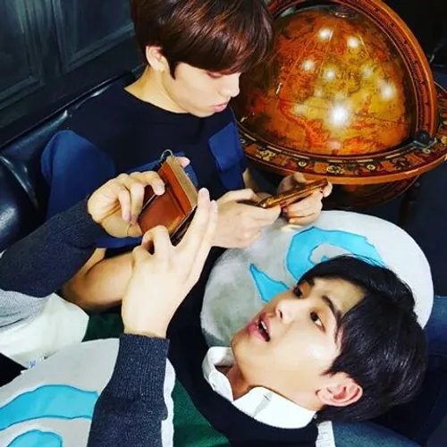 hoya oppa ig up with dongwoo ^-^