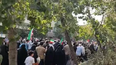 خروش انقلابی #مردم_تهران پس از #نماز_جمعه در تشییع ۲ شهید جنگ شناختی