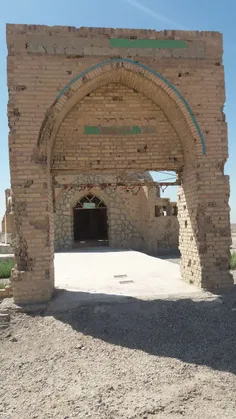 ورودی مسجد حضرت ولی عصر ور زمان جنگ 8 سال حق علیه باطل