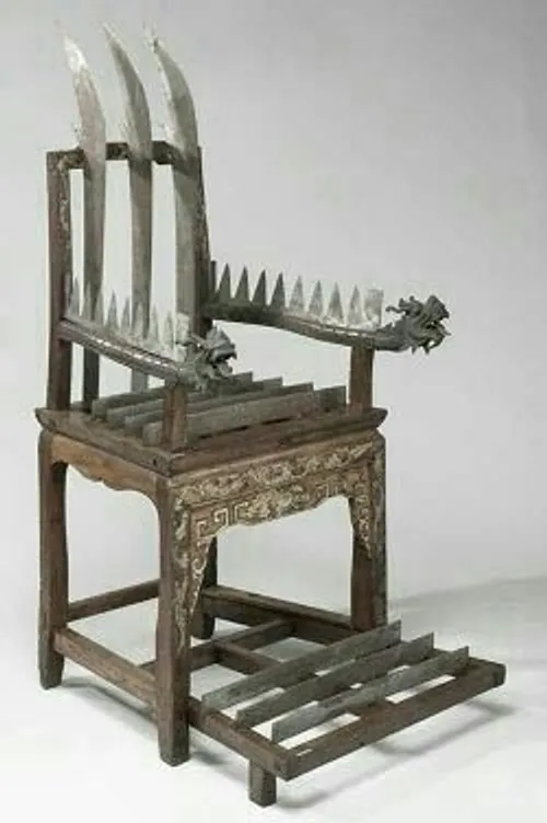 صندلی شکنجه و اعتراف گیری که تا اوایل قرن نوزده در چین کا